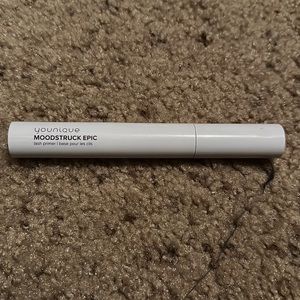 Moodstruck epic black mascara